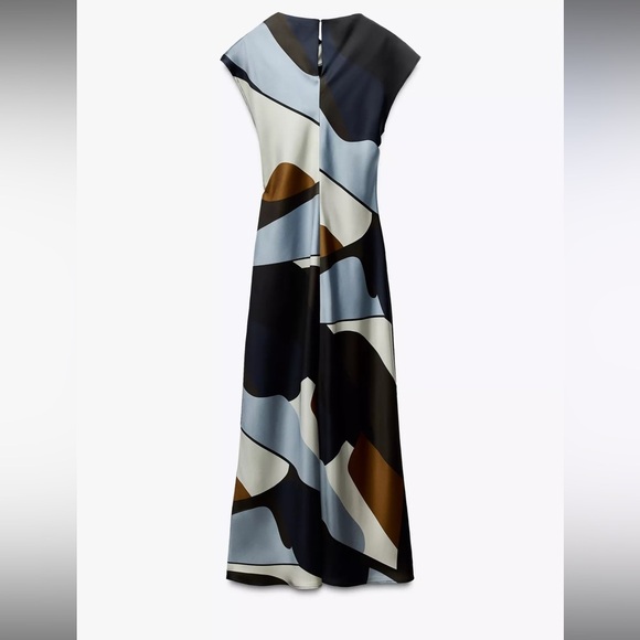 Sold sold Zara printed satin midi dress - Picture 4 of 5
